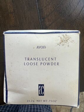 Vintage Avon Translucent Loose Powder alone or setting foundation. Color Medium.